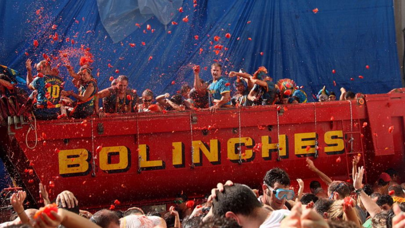 La Tomatina – Food Festivals in Buñol, Spain (August 27, 2025)